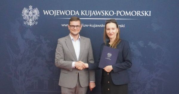 Monika Miłowska oraz Wojewoda Kujawko-Pomorski