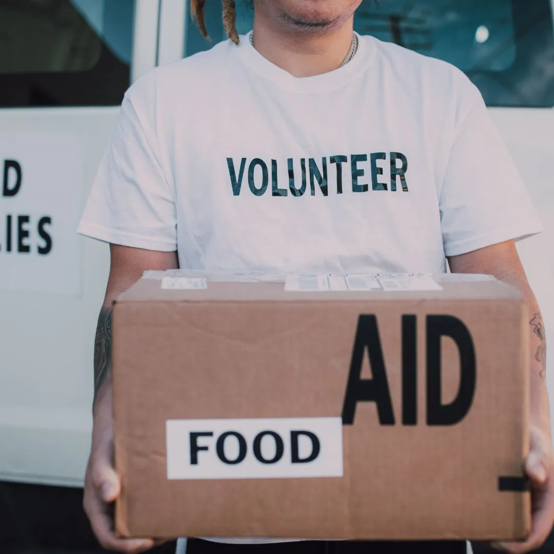 pomoc humanitarian wolontariusz