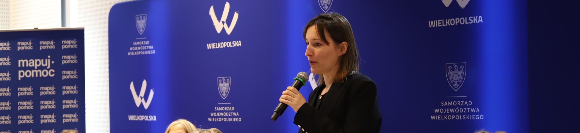 Monika Miłowska przemawia podczas Narady w Poznaniu, kwiecień 2026 r.